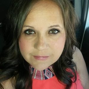 Meet your Posher, Stella